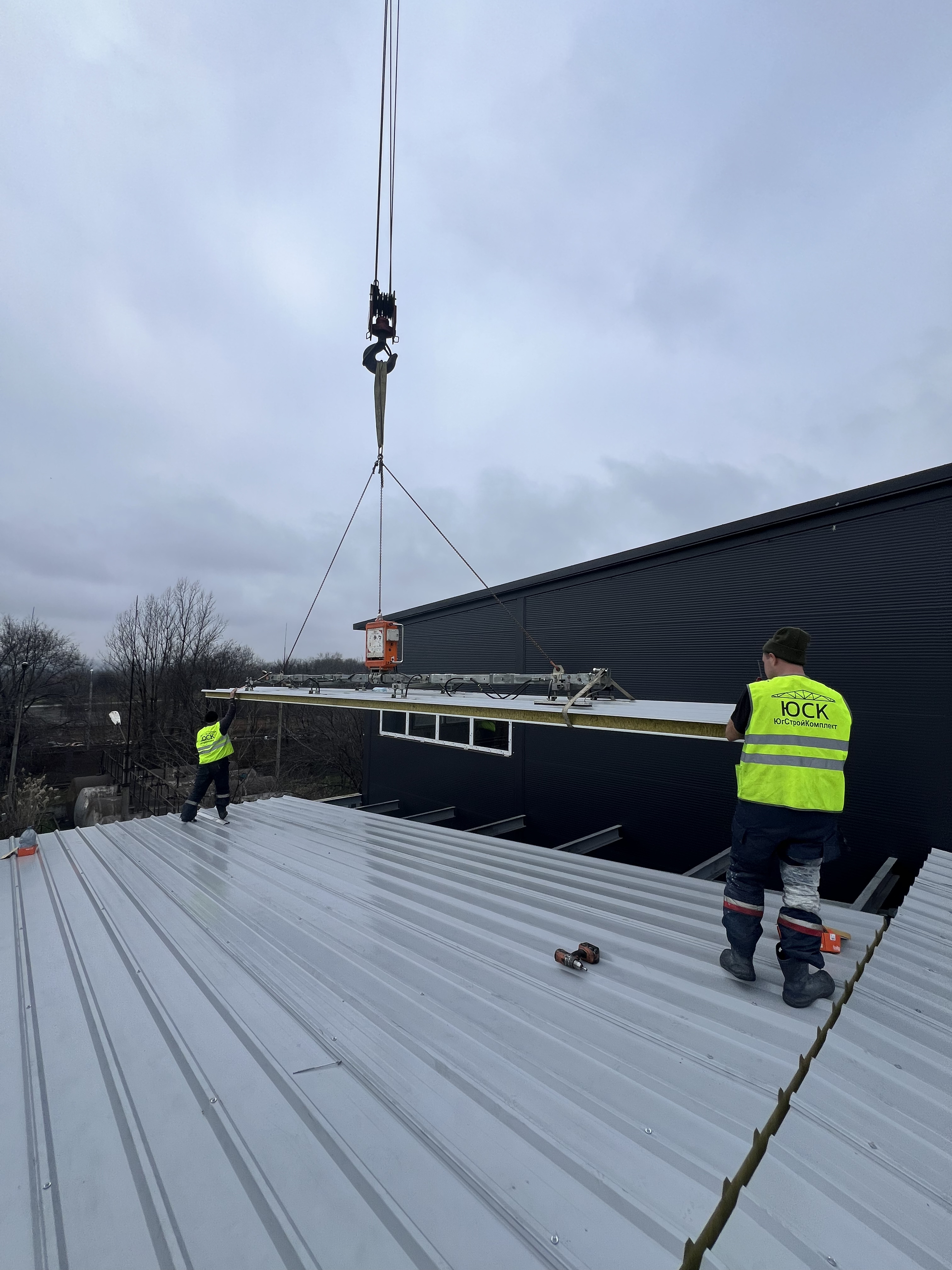 Монтаж сэндвич-панелей в Ростове